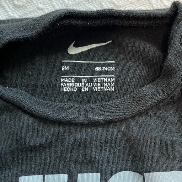 Nike Romper Set - Picture 2 of 2